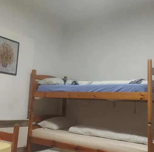 Hostel Restoran Ruza *